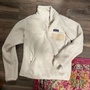 WHITE PATAGONIA JACKET SIZE SMALL